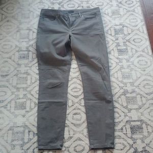 Ann Taylor factory gray skinny pants women's size 8